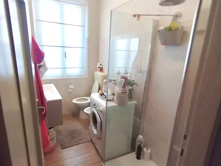 Immagine 8 di Appartamento in vendita  in VIA BENZONI a Mantova