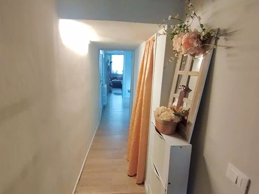 Immagine 4 di Appartamento in vendita  in VIA BENZONI a Mantova