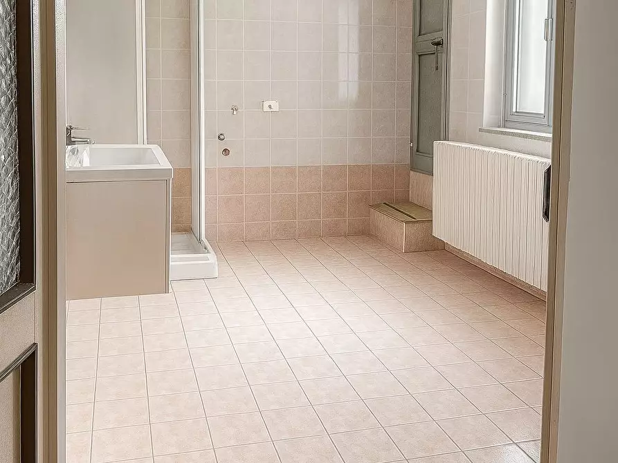 Immagine 3 di Appartamento in vendita  in Vicolo De Cani a Mantova