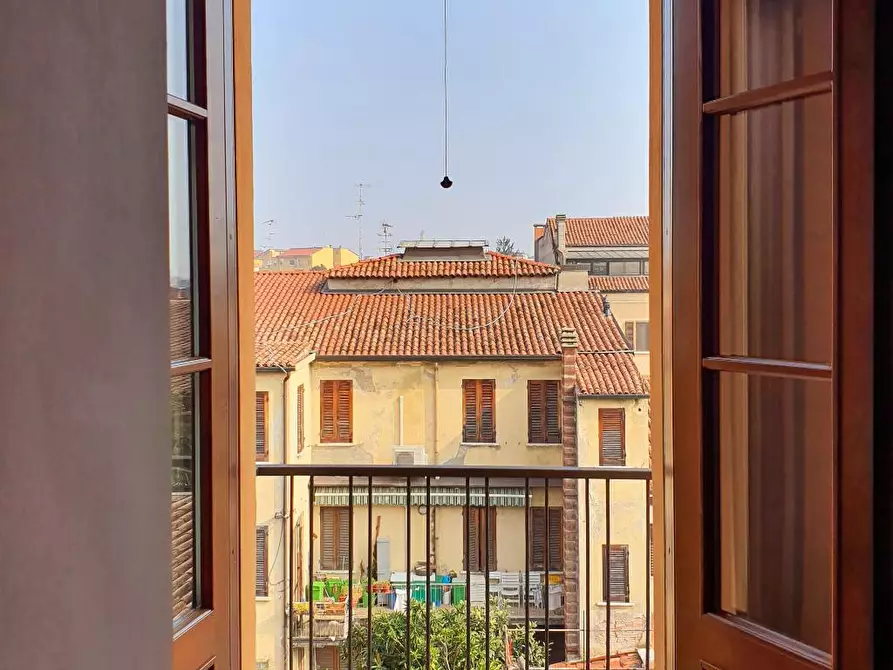 Immagine 2 di Appartamento in vendita  a Mantova