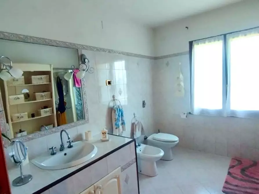 Immagine 5 di Villa in vendita  a Borgo Virgilio