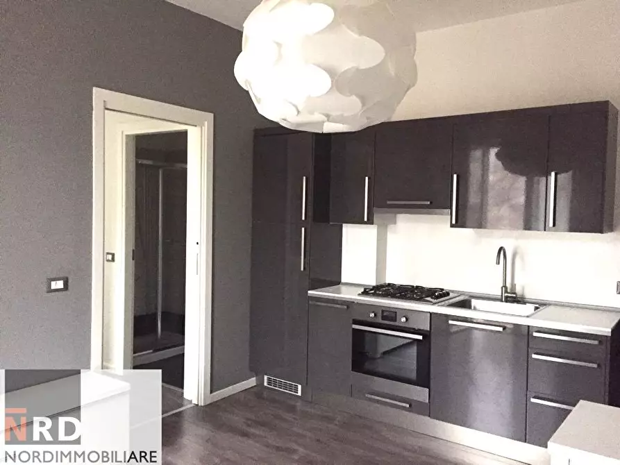 Immagine 4 di Appartamento in vendita  in via Volta a Mantova