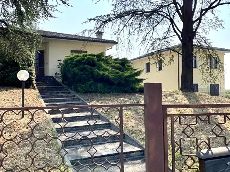 Immagine 3 di Villa in vendita  a Bagnolo San Vito