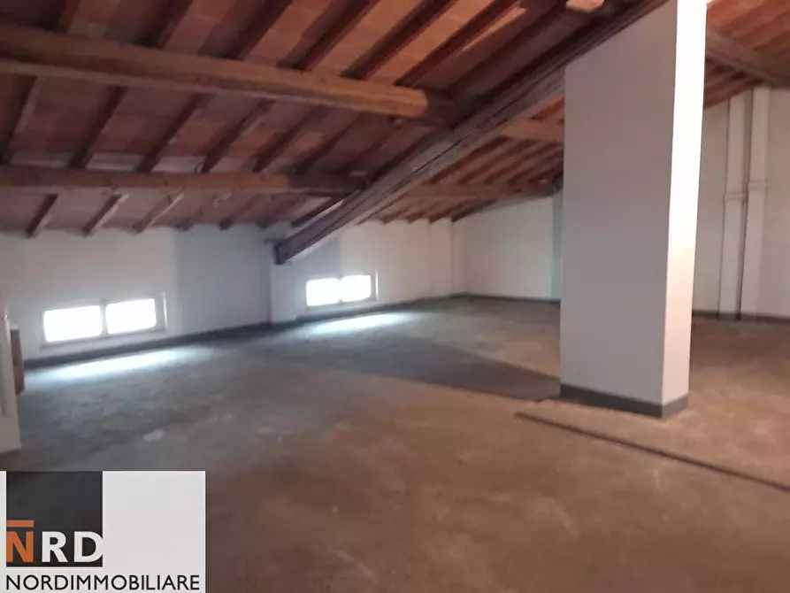 Immagine 5 di Casa indipendente in vendita  a Mantova