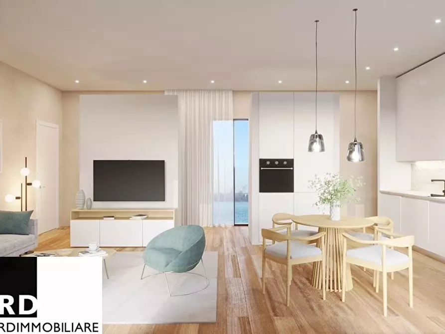 Immagine 1 di Appartamento in vendita  in Via Agucchie a Mantova