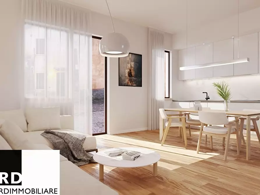 Immagine 3 di Appartamento in vendita  in Via Agucchie a Mantova