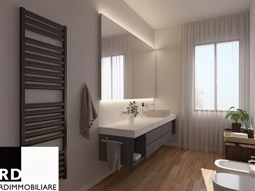 Immagine 9 di Appartamento in vendita  in Via Agucchie a Mantova