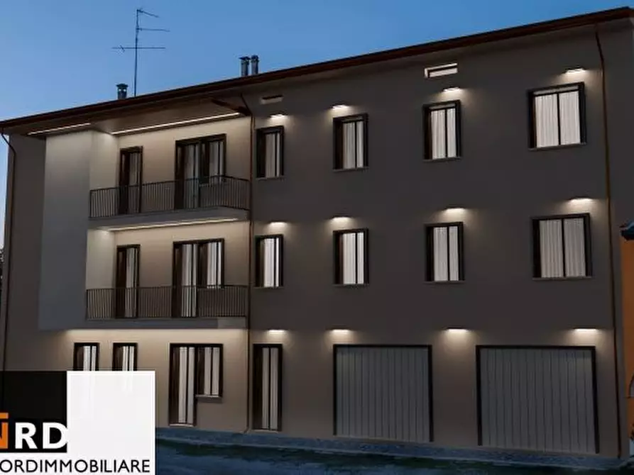 Immagine 9 di Appartamento in vendita  in Via Agucchie a Mantova