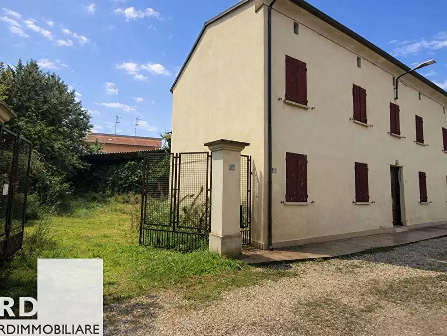 Immagine 7 di Casa semindipendente in vendita  in Martiri della libertà a Porto Mantovano