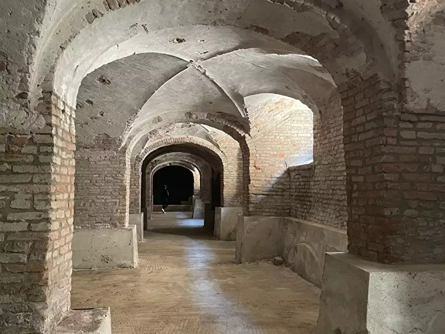 Immagine 1 di Appartamento in vendita  a Mantova