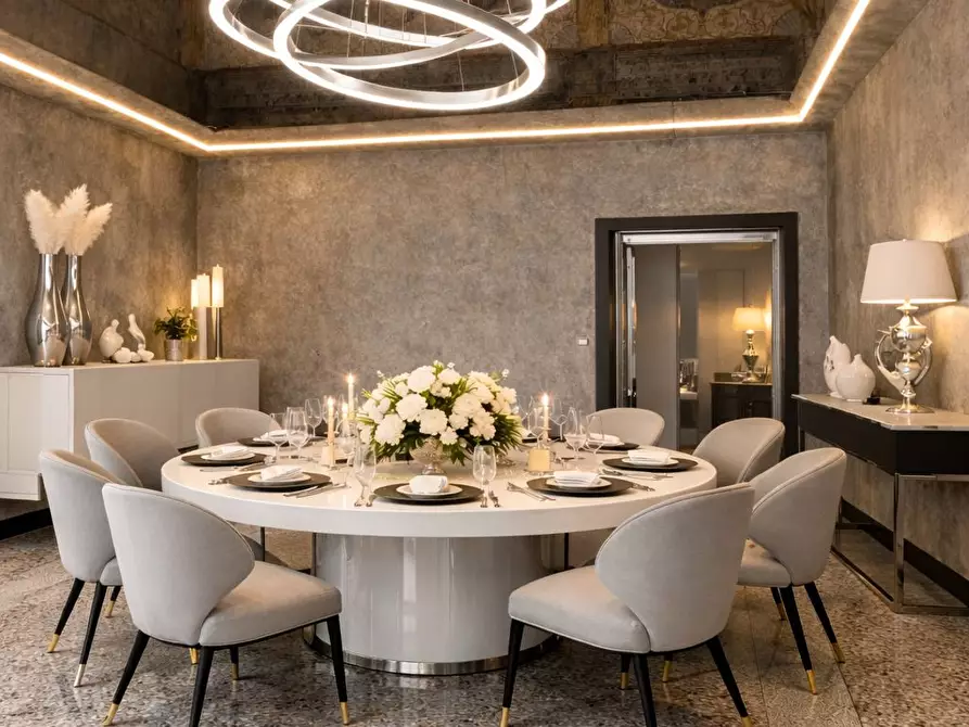 Immagine 4 di Appartamento in vendita  a Mantova