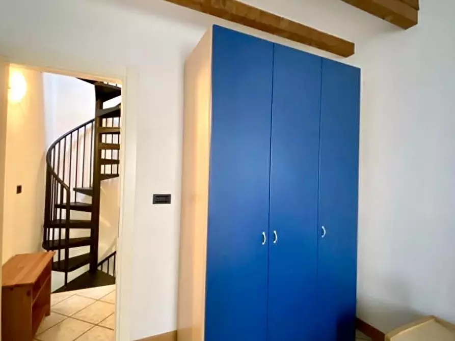 Immagine 1 di Casa indipendente in affitto  a Mantova