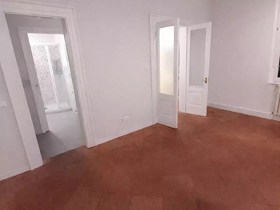 Immagine 9 di Appartamento in affitto  a Mantova