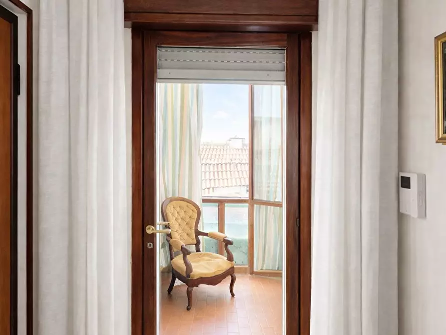 Immagine 3 di Appartamento in vendita  in VIA mori 22 a Mantova