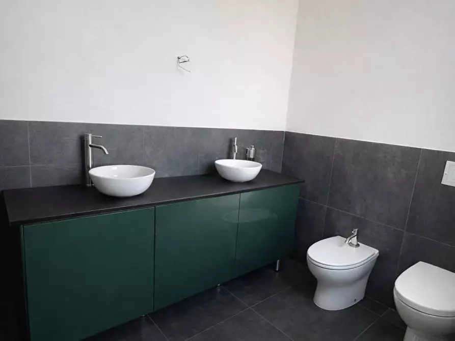 Immagine 8 di Villetta a schiera in vendita  in Olanda a Curtatone