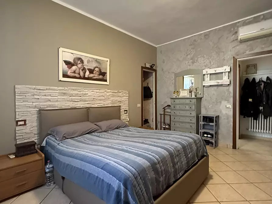 Immagine 4 di Appartamento in vendita  in Via pascoli 5 a Vittuone