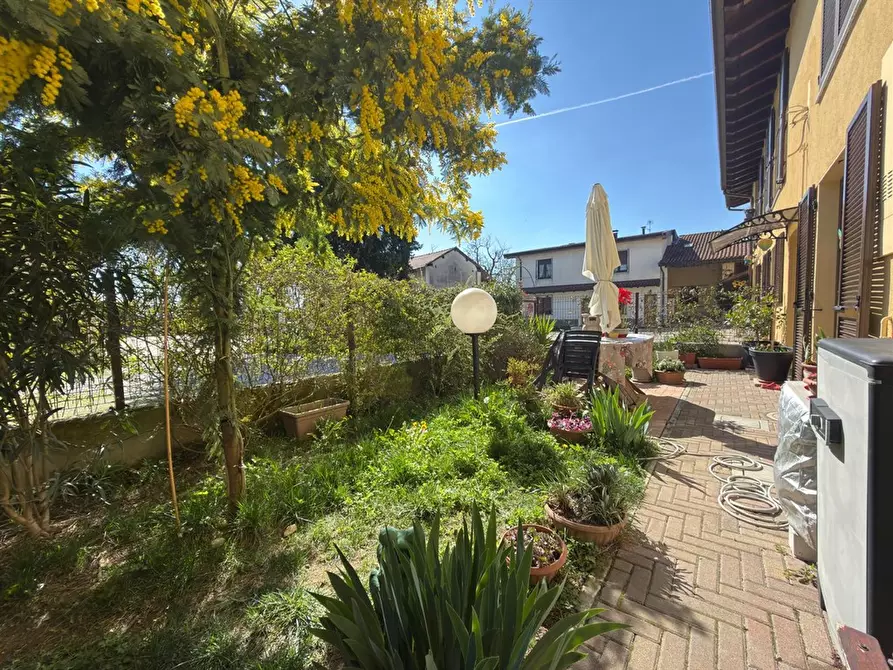 Immagine 2 di Appartamento in vendita  in via stigliano 40 a Milano