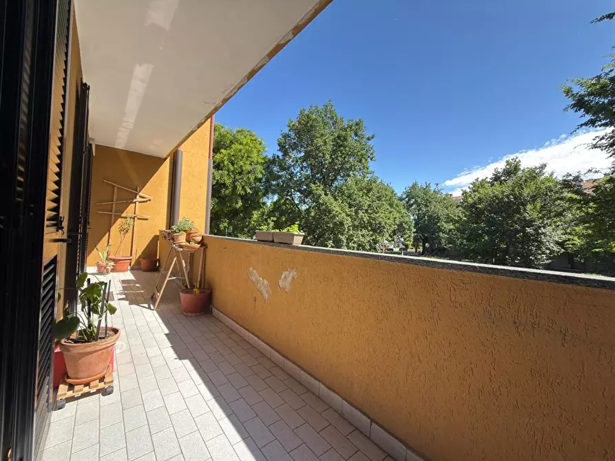 Immagine 1 di Appartamento in vendita  in piazza guido rossa a Vittuone