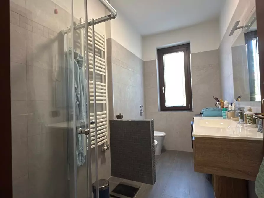 Immagine 2 di Appartamento in vendita  in piazza guido rossa a Vittuone
