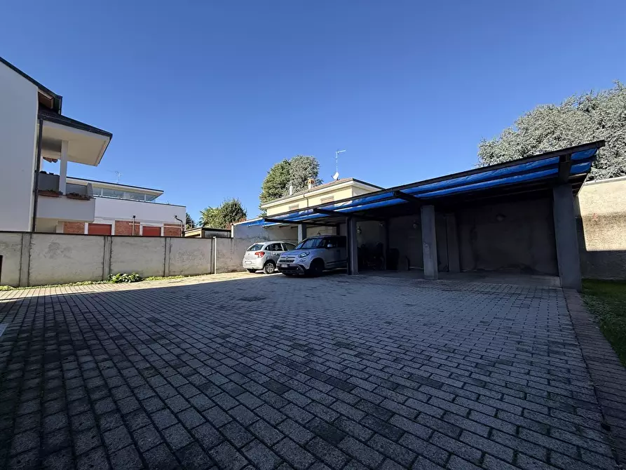 Immagine 4 di Appartamento in vendita  in via ponchielli 13 a Bareggio