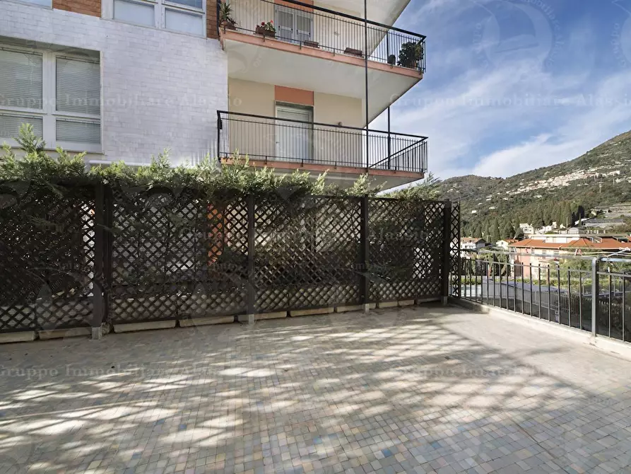 Immagine 2 di Appartamento in vendita  in Regione San Rocco a Alassio