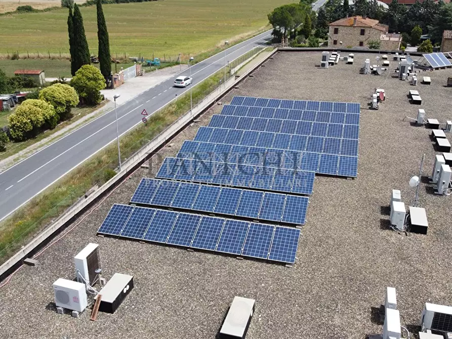 locale commerciale in vendita ad Asciano