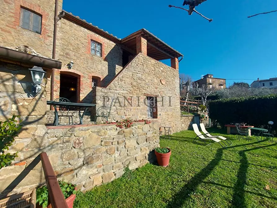 Immagine 2 di Rustico / casale in vendita  a Bucine