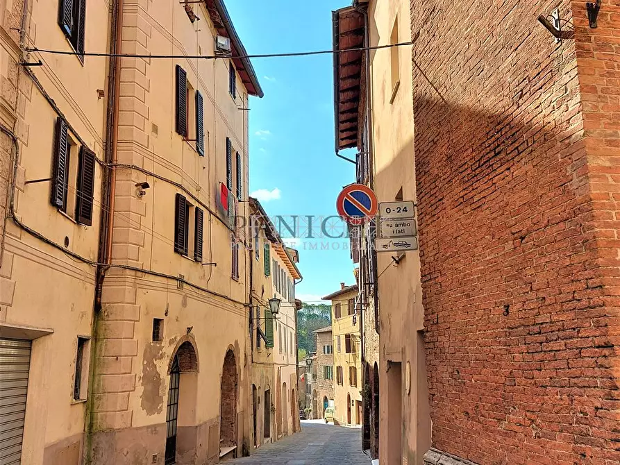 Immagine 6 di Appartamento in vendita  a Asciano