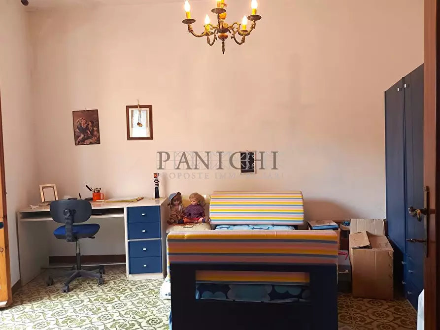 Immagine 8 di Palazzo in vendita  a Asciano