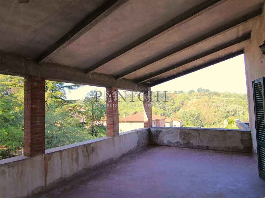 Immagine 9 di Palazzo in vendita  a Asciano