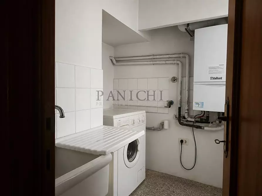 Immagine 5 di Attico in vendita  in Via Roma a Asciano