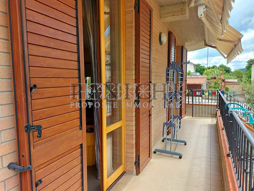 Immagine 1 di Casa bifamiliare in vendita  a Asciano