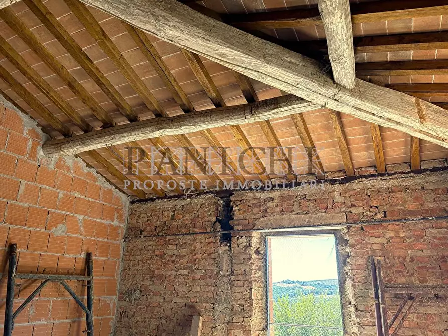 Immagine 2 di Rustico / casale in vendita  a Asciano