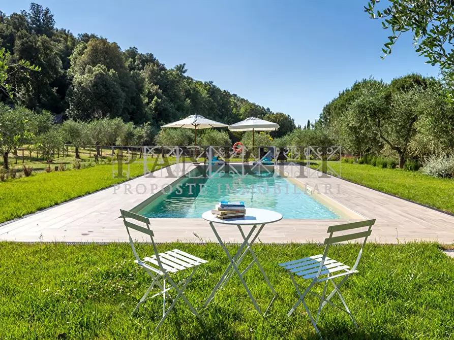 Immagine 2 di Rustico / casale in vendita  a Asciano