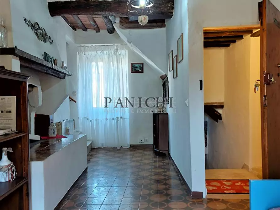 Immagine 1 di Appartamento in vendita  a Asciano