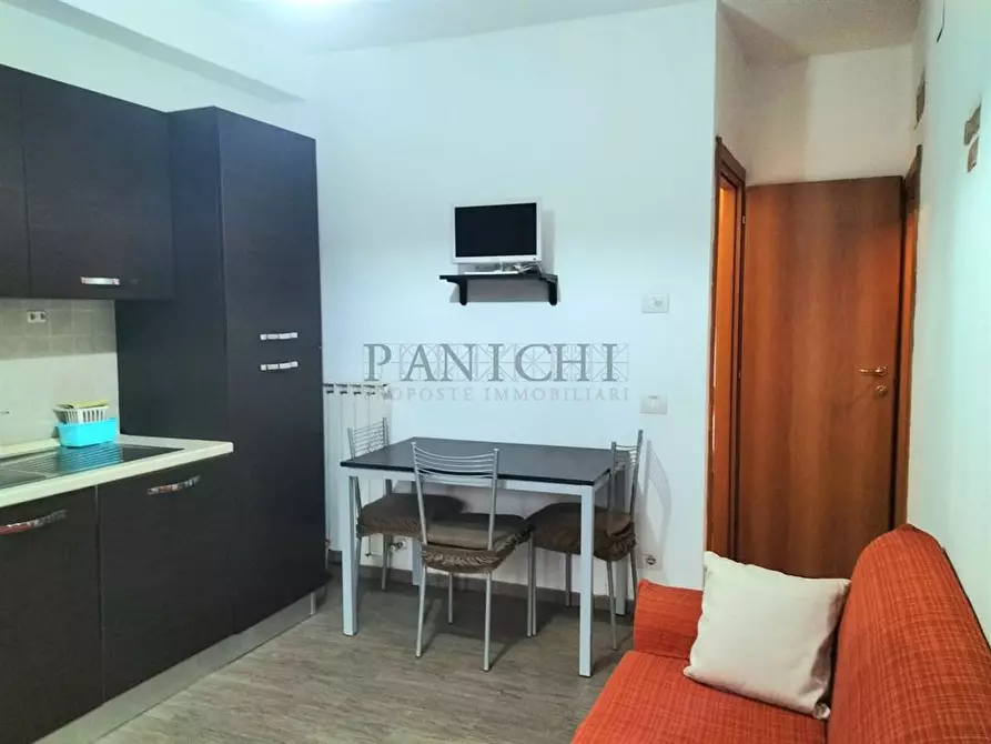 Immagine 9 di Appartamento in vendita  a Siena