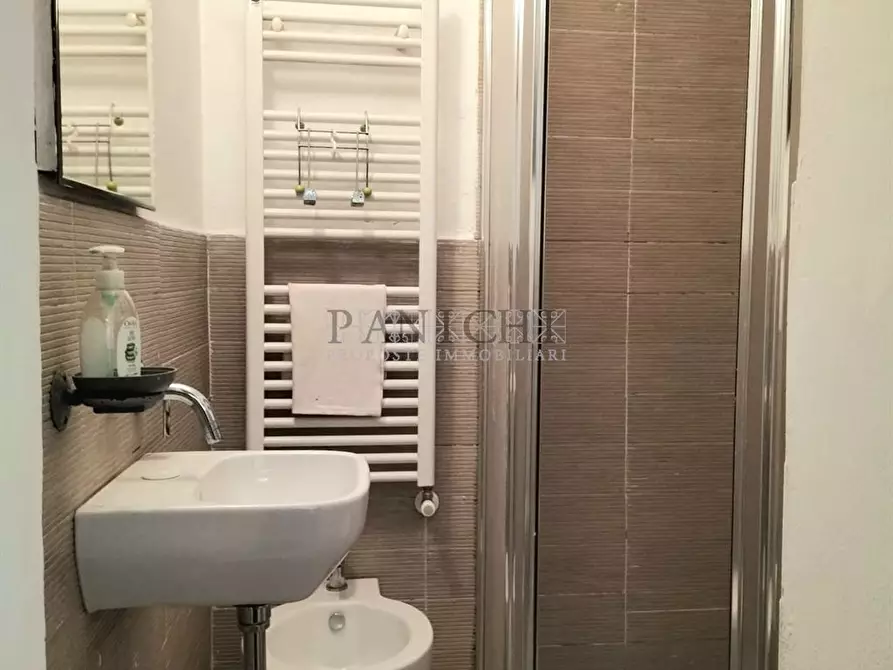 Immagine 3 di Appartamento in vendita  a Siena