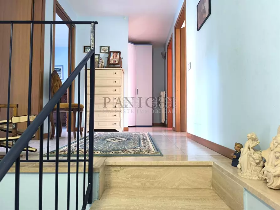 Immagine 1 di Appartamento in vendita  a Asciano