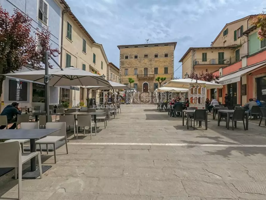 Immagine 4 di Rustico / casale in vendita  a Asciano