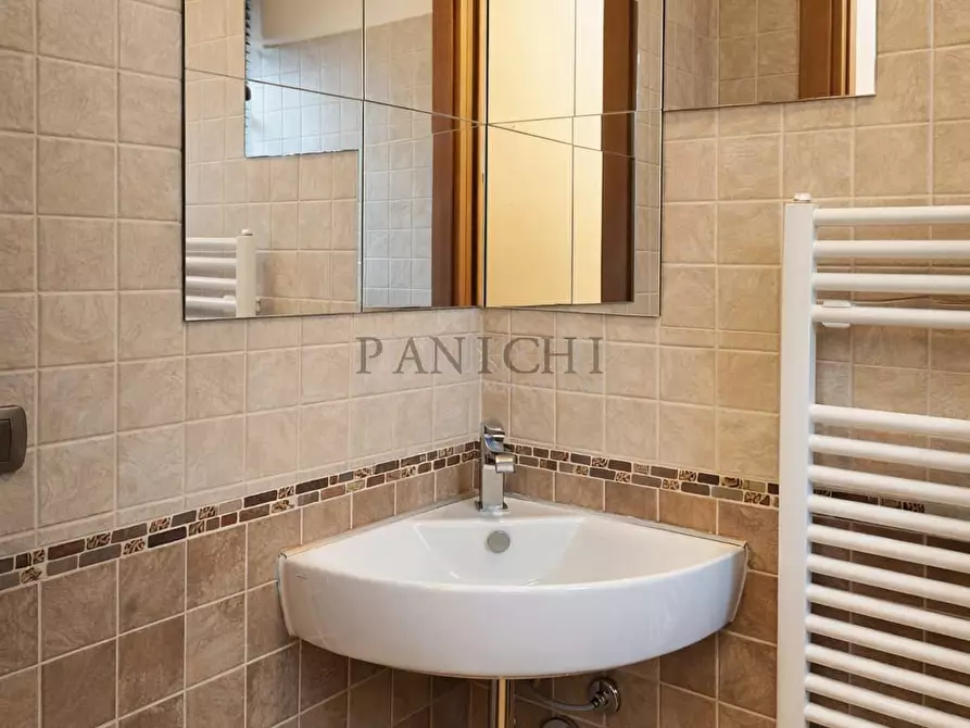 Immagine 1 di Villetta a schiera in vendita  in via losi a Asciano