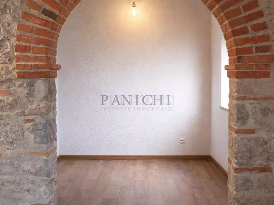 Immagine 9 di Rustico / casale in vendita  a Asciano