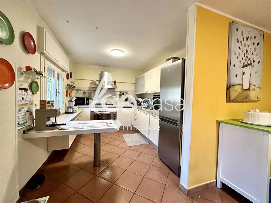 Immagine 2 di Appartamento in vendita  a Loano