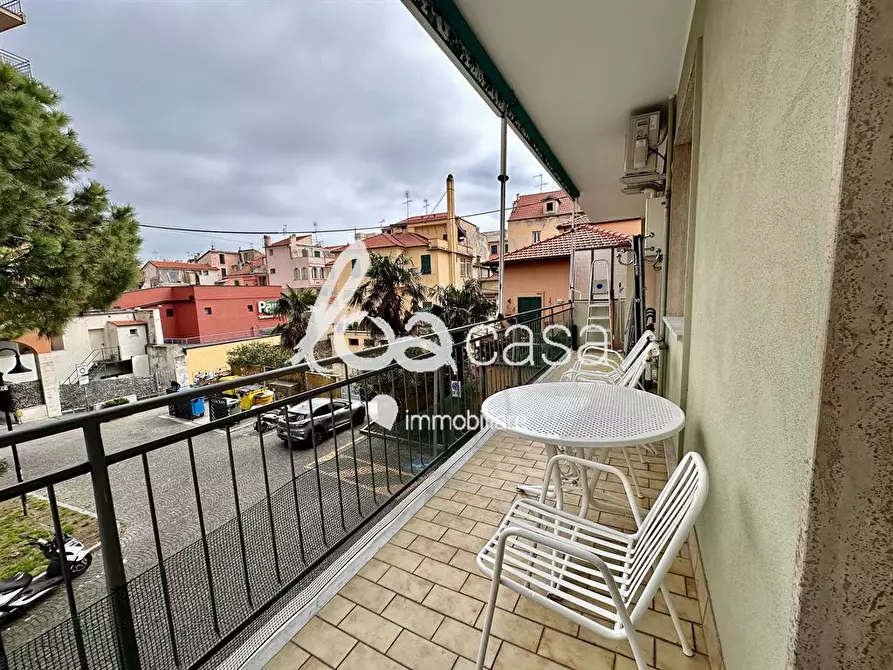 Immagine 4 di Appartamento in affitto  a Loano