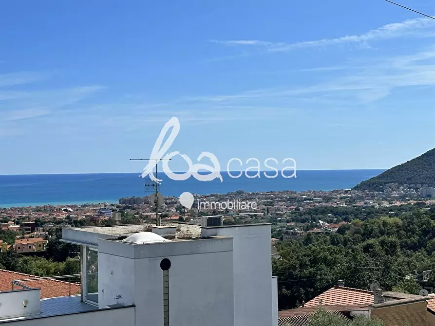 Immagine 3 di Attico in vendita  a Loano