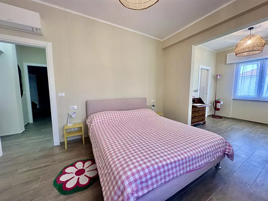 Immagine 7 di Villa in vendita  a Loano