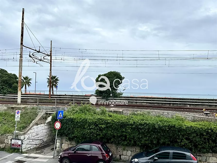 Immagine 9 di Appartamento in affitto  a Loano