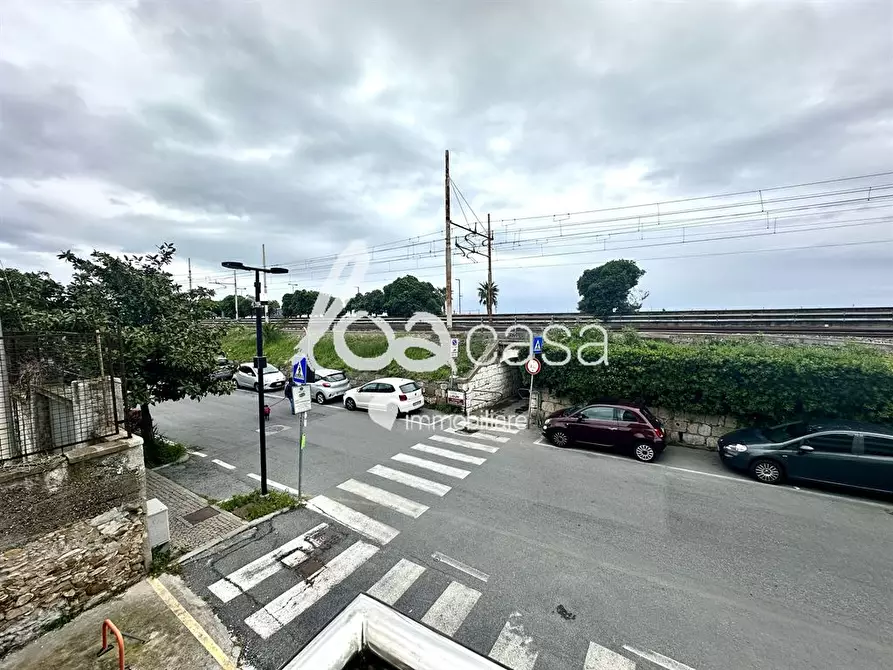 Immagine 5 di Appartamento in affitto  a Loano