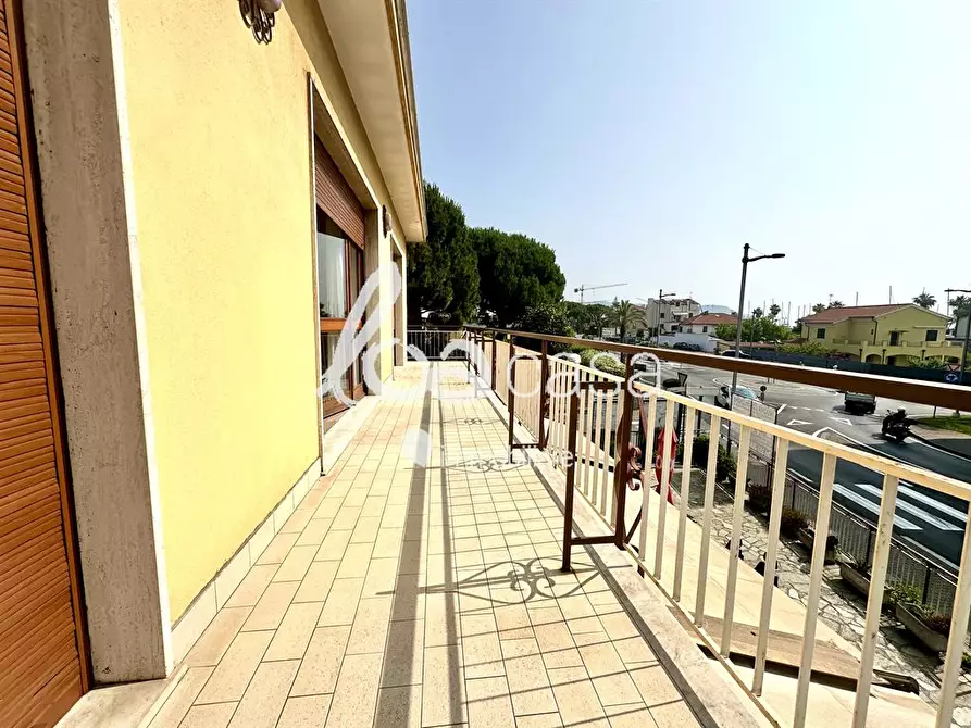 Immagine 8 di Appartamento in affitto  a Loano