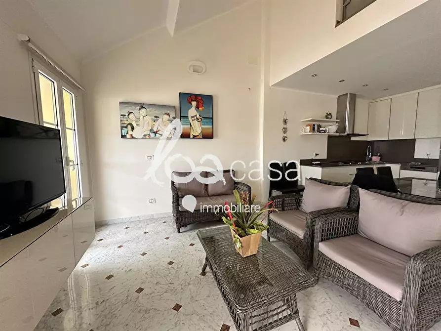 Immagine 9 di Attico in affitto  a Loano