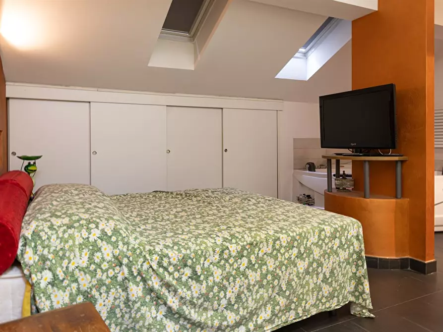 Immagine 9 di Casa indipendente in vendita  in Via Puccini a Nichelino